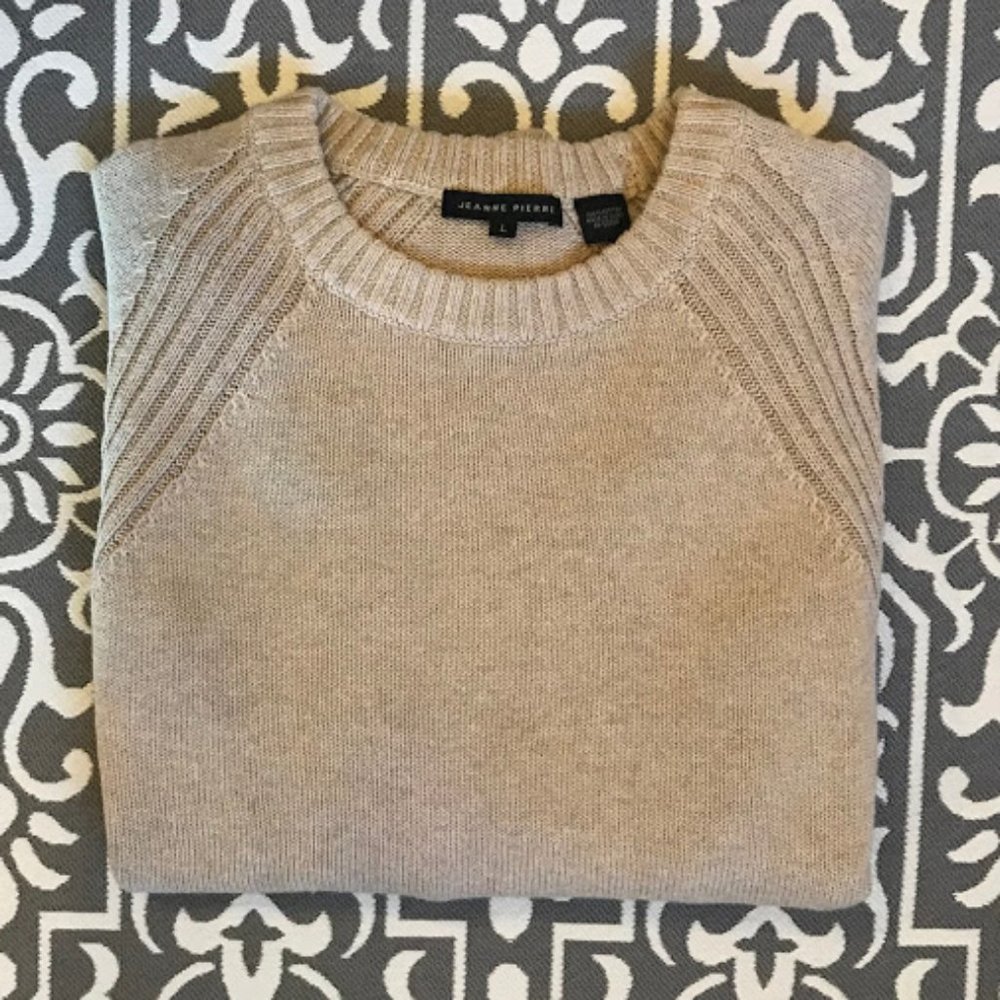 Jean Pierre Tan Sweater Size L